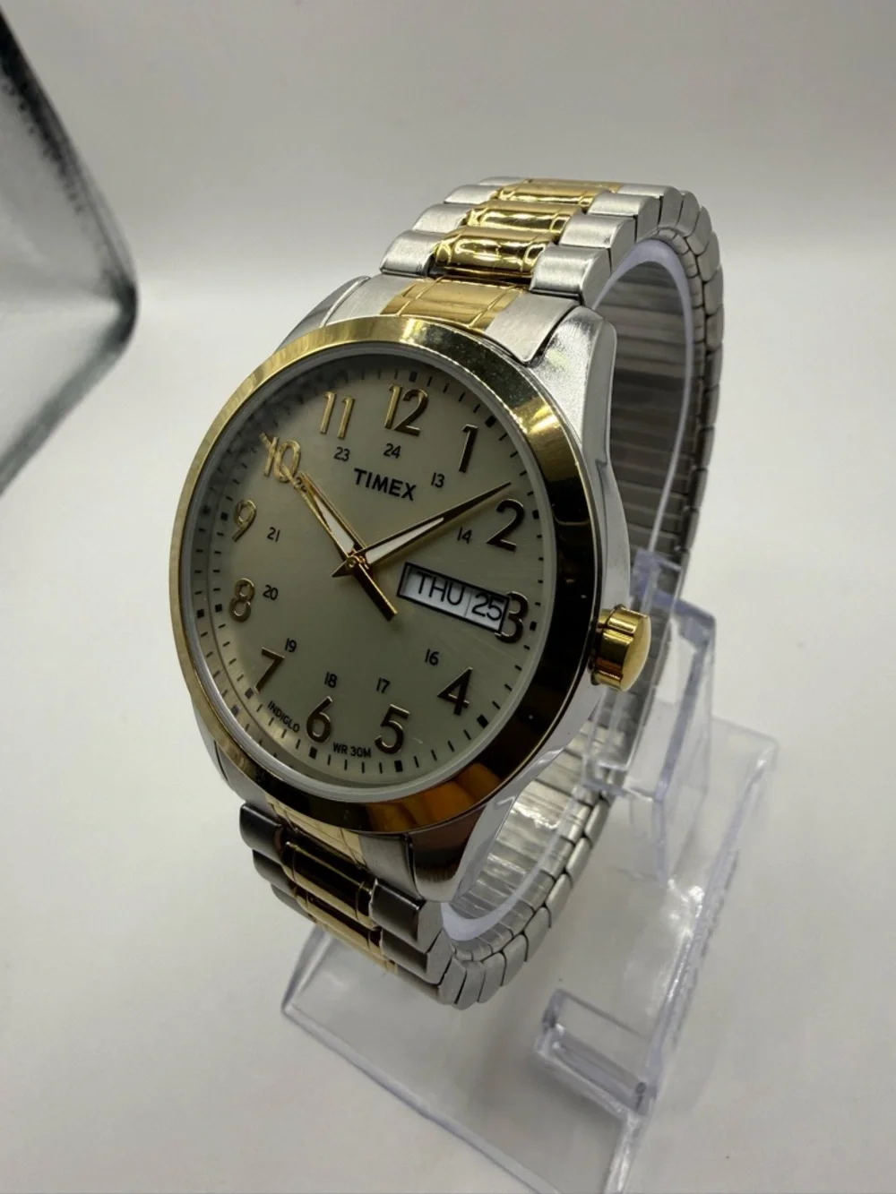 Timex Men's Classic Stainless Steel Two-Tone Indiglo Day/Date T2M935 (New Batt)